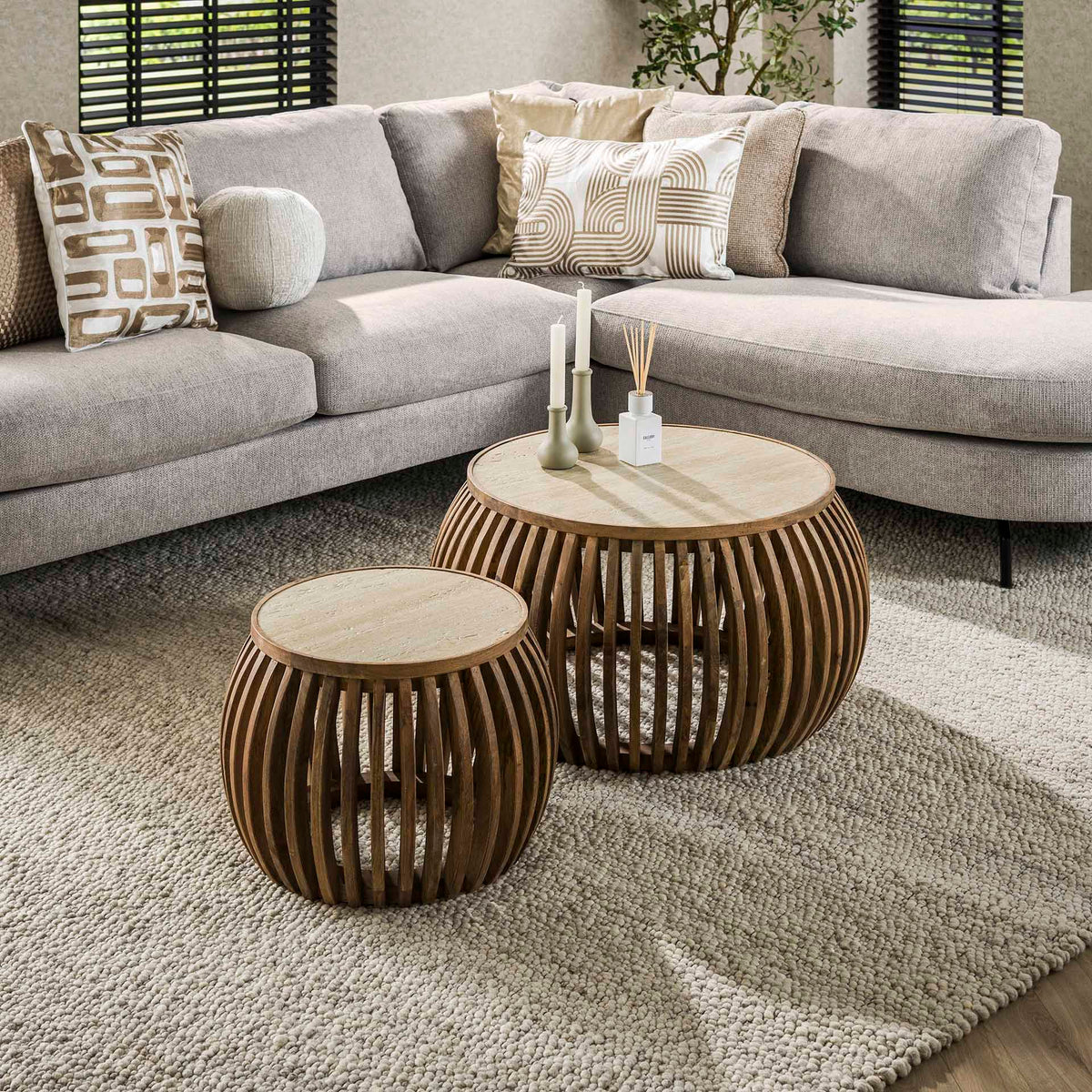Coffee tables - Vento Curve Coffee table Ø75 solid mango sand set of 2 - Dimehouse