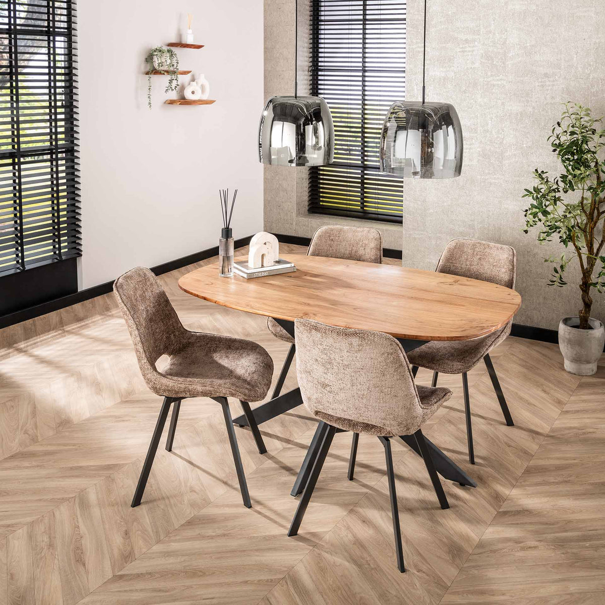 Dining tables - Danish oval dining table light solid acacia wood Tavon 150x90 cm - Dimehouse