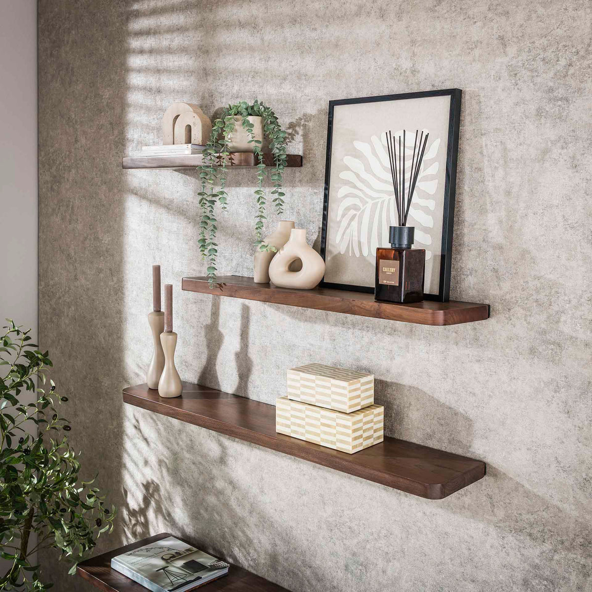 Wall shelves - Wall shelf Noa 60 cm Solid Acacia wood Drift Brown - Dimehouse