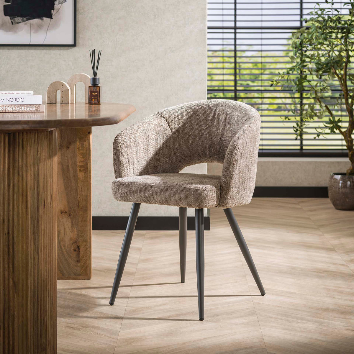 Dining room chairs - Modern Dining room chair Sand Cargo Tissee Fabric - Dimehouse
