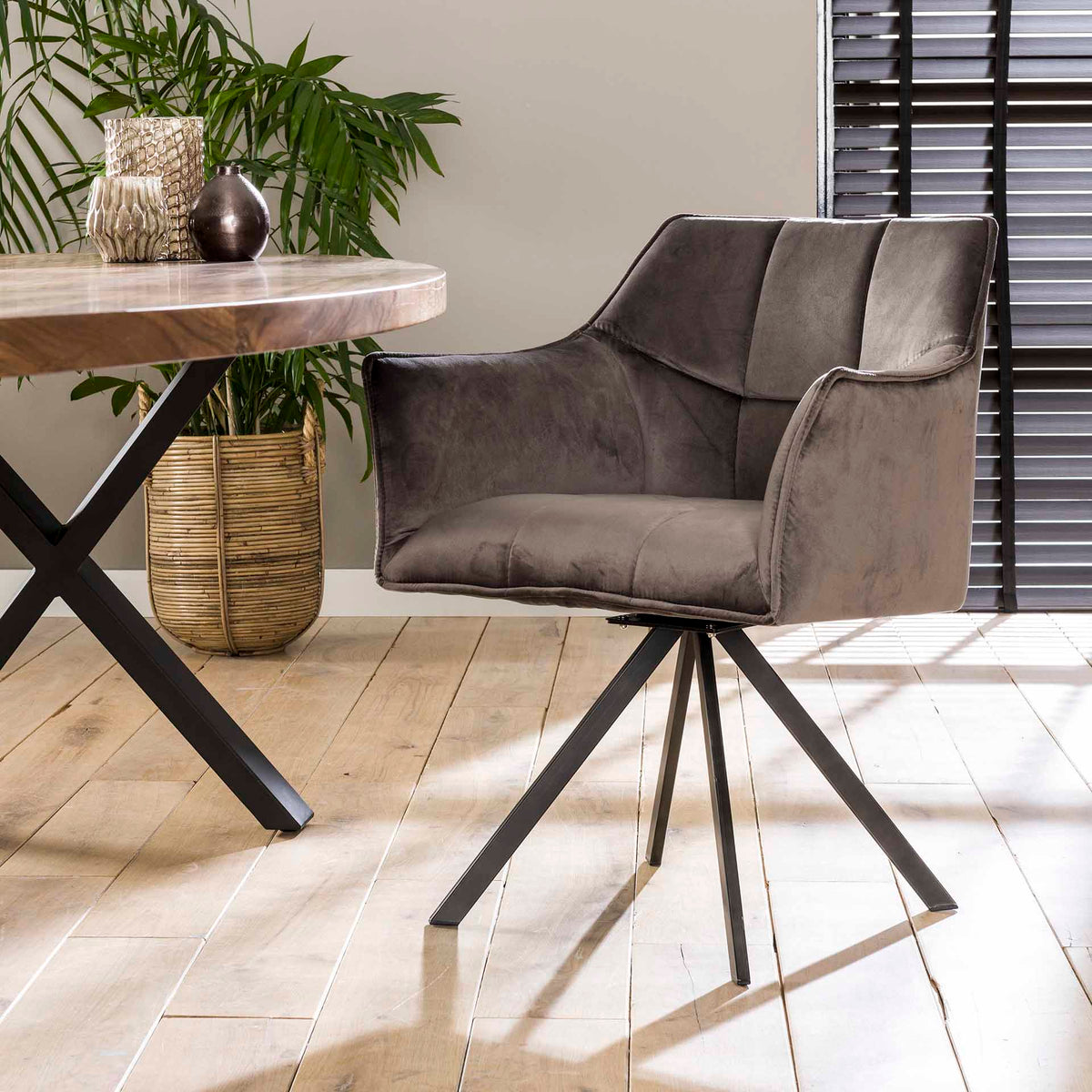 Dining room chairs - Swivel dining room chair Lino anthracite velvet - Dimehouse