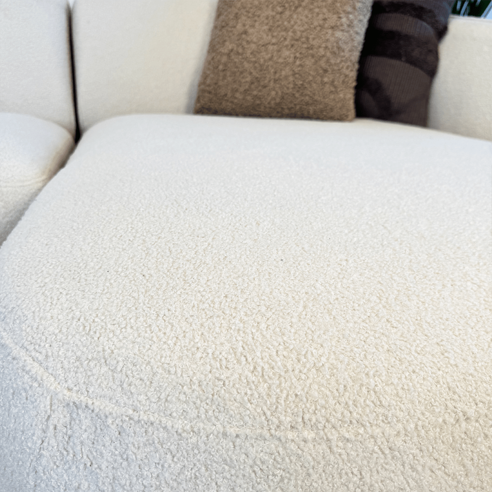 Sofas - Corner sofa organic shape cream bouclé Sophie - right - Dimehouse