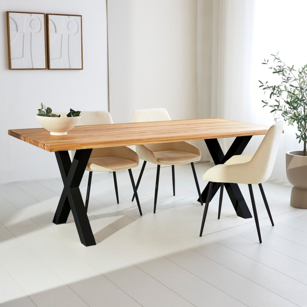 Dining tables - Milas Dining table Oak wood Dimehouse