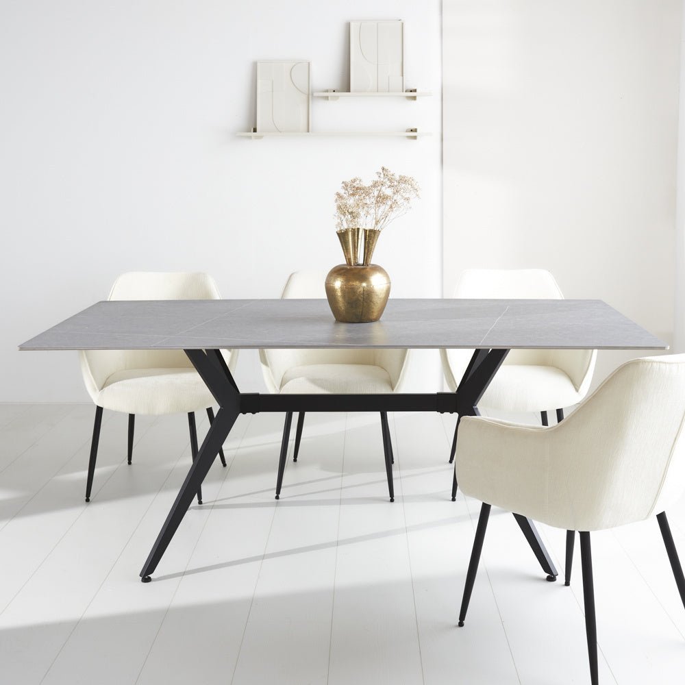 Grace Gray dining table Dimehouse Gray LxWxH 215x105x10 Sintered stone Atmospheric photo diagonal front view