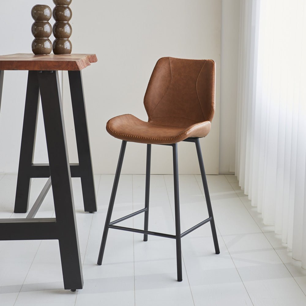 Bar stool Beau artificial leather Dimehouse Cognac LxWxH 84x54x52 Faux leather Atmospheric photo diagonal front view
