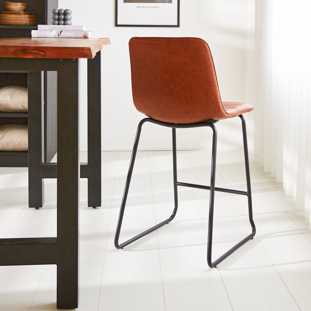 Bar stool Mark Faux leather Dimehouse Cognac LxWxH 79x65x54 Faux leather Atmospheric photo diagonal rear view