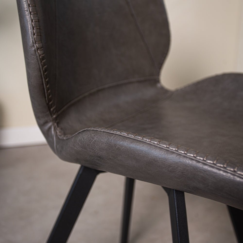 Dining room chair Barry Dimehouse Anthracite LxWxH 69x66x48 Faux leather Atmospheric photo detail