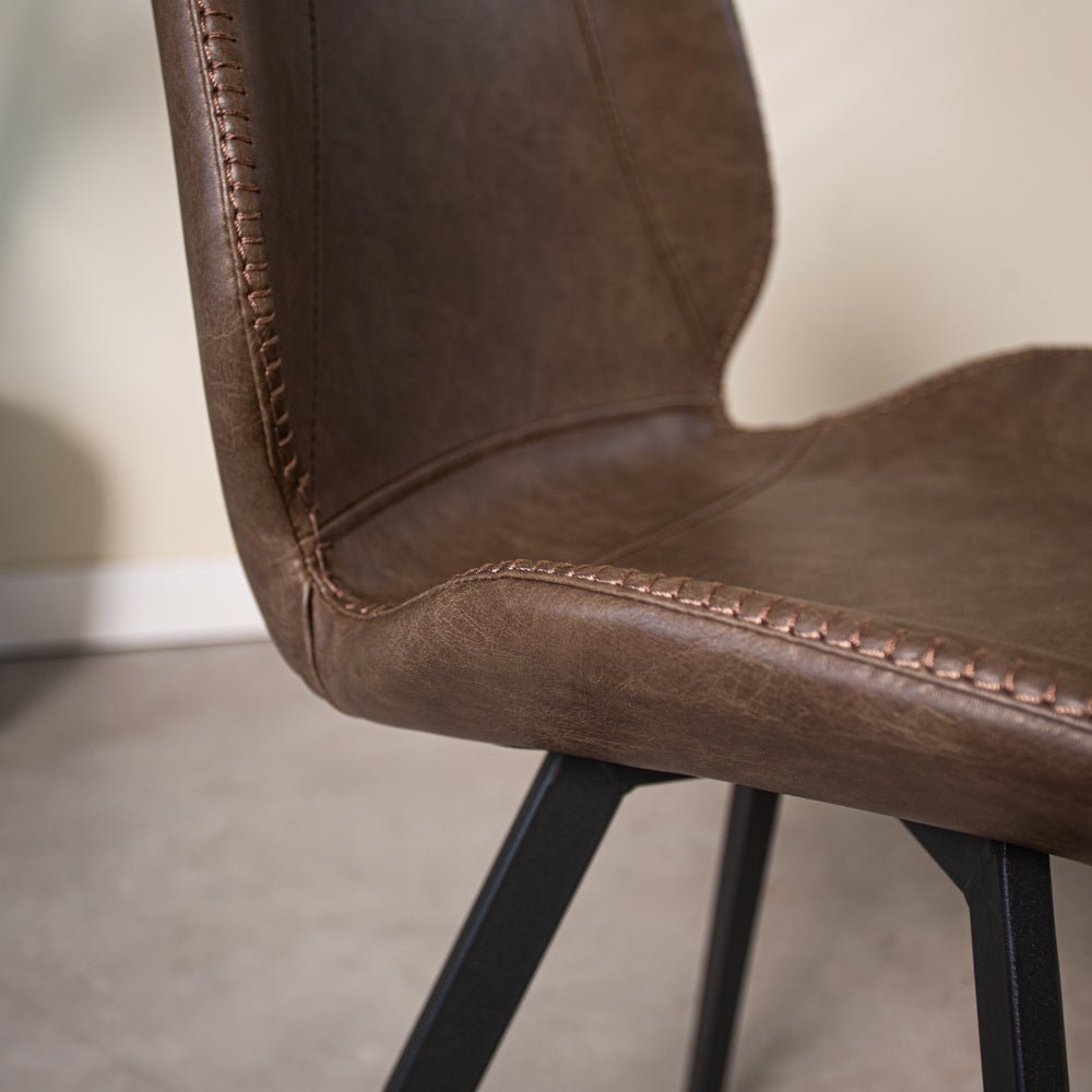 Dining room chair Barry Dimehouse Taupe LxWxH 69x66x48 Faux leather Atmospheric photo detail