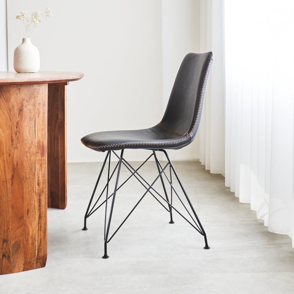 Dining room chair Viano Dimehouse Black LxWxH 64x61x52 Faux leather Atmospheric photo side view
