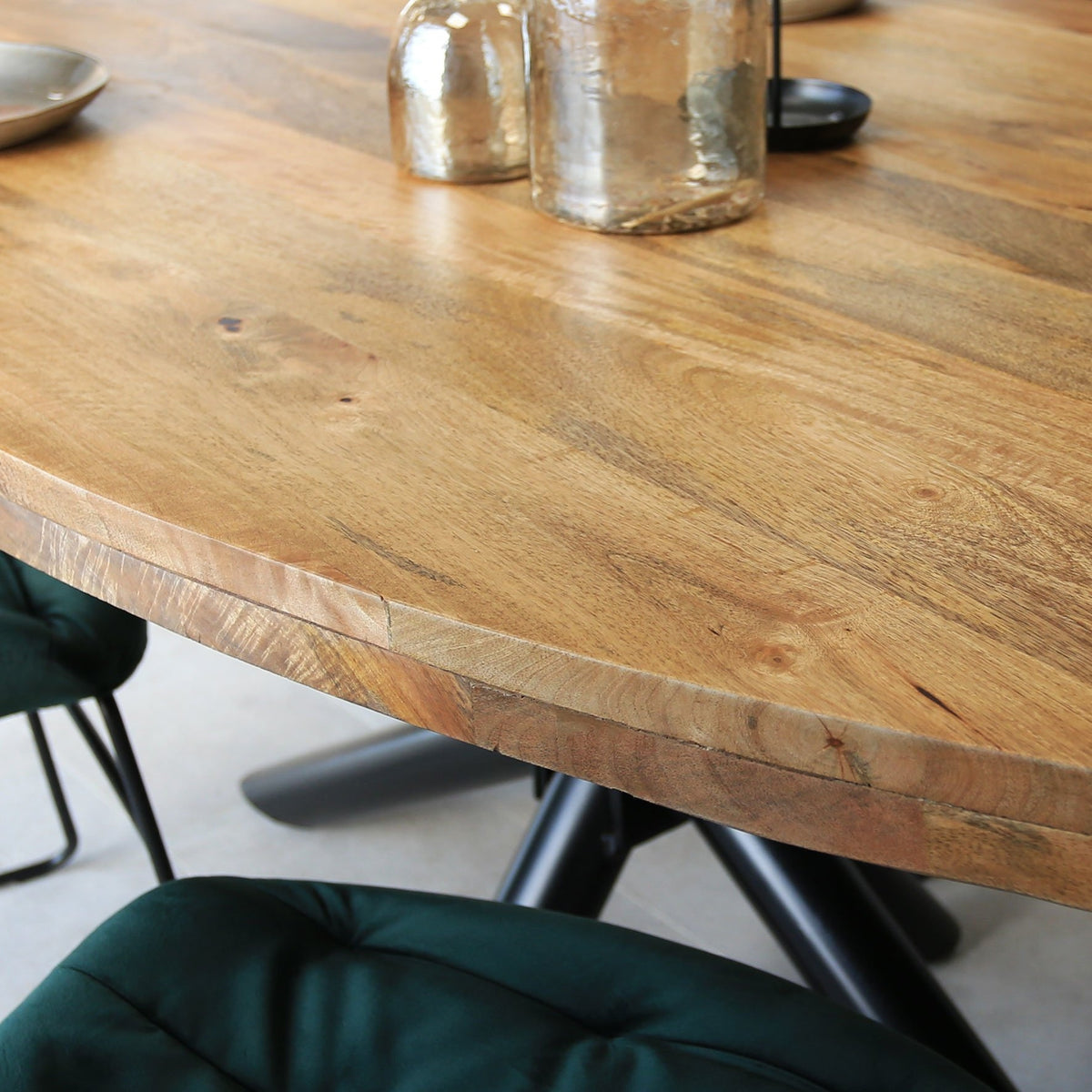 Dining table Oregon Dimehouse Brown LxWxH 165x96x9 Mango wood Atmospheric photo detail