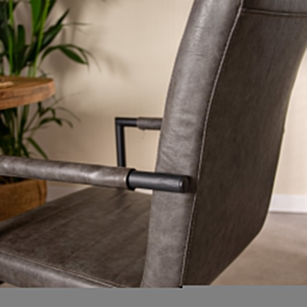Dining room chair Bras Dimehouse Anthracite LxWxH 73x59x58 Faux leather Atmospheric photo detail