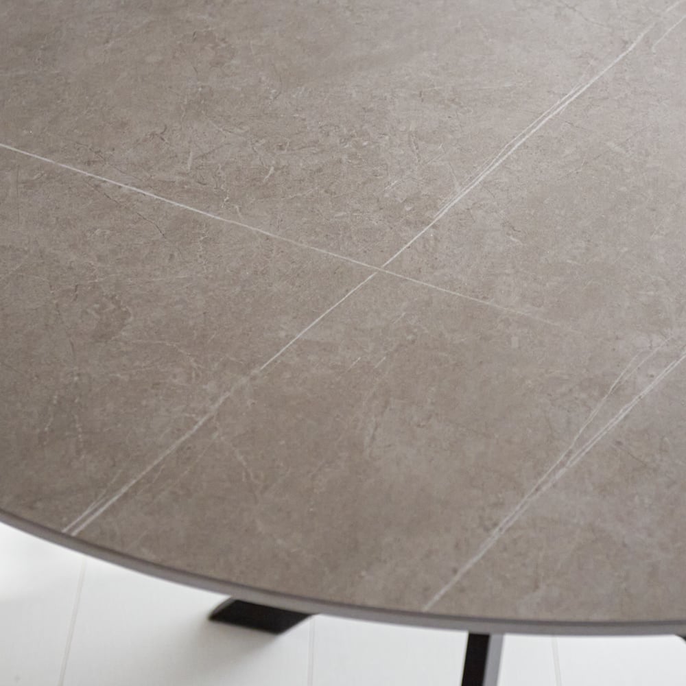 Yuna Gray dining table Dimehouse Gray LxWxH 111x111x11 Sintered stone Atmospheric photo detail