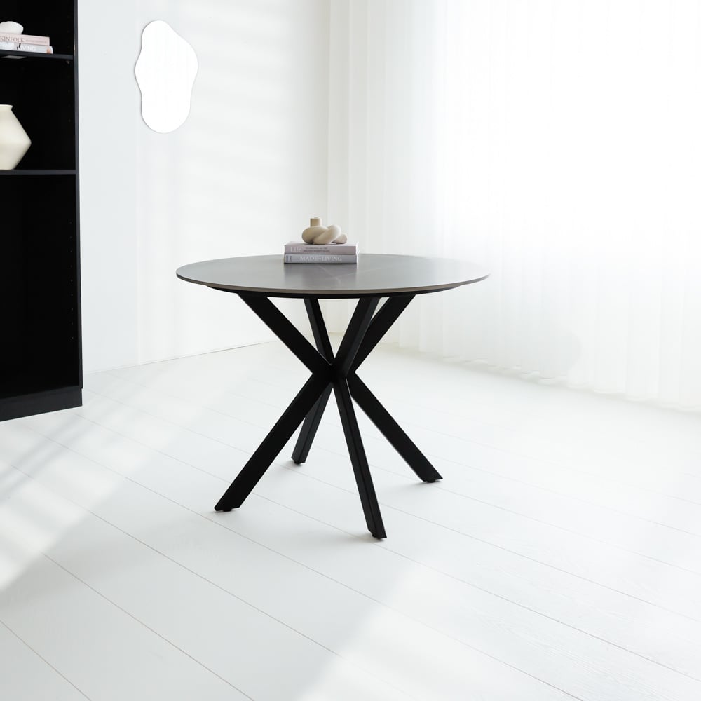Yuna Gray dining table Dimehouse Gray LxWxH 121x121x11 Sintered stone Atmospheric photo diagonal front view