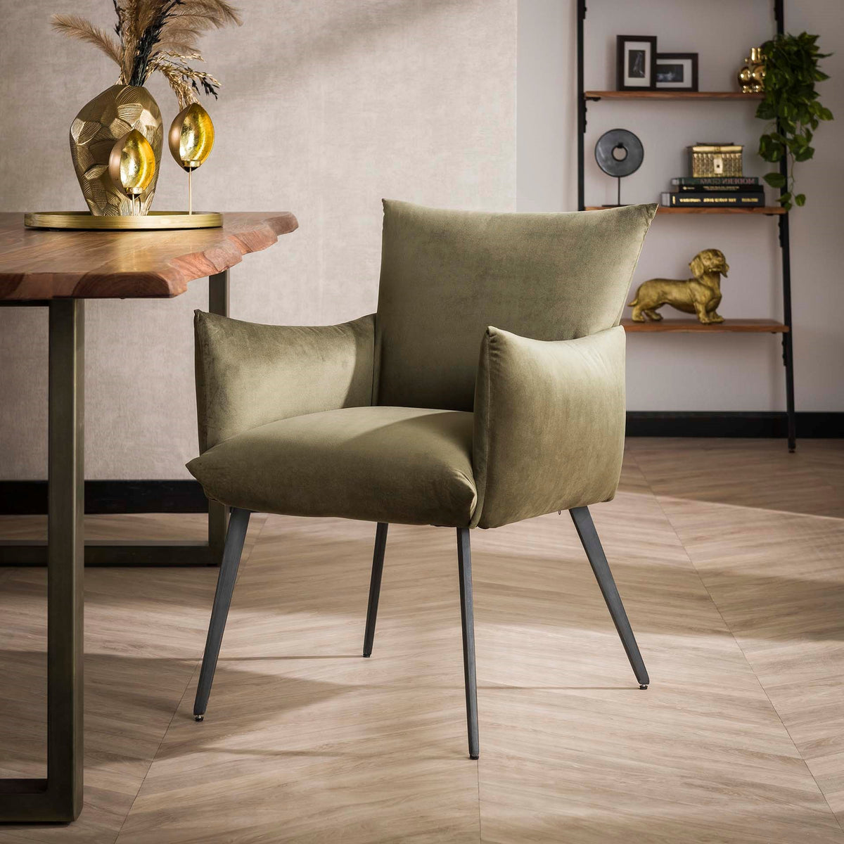 Dining room chairs - Marlow dining room armchair velvet green - Dimehouse
