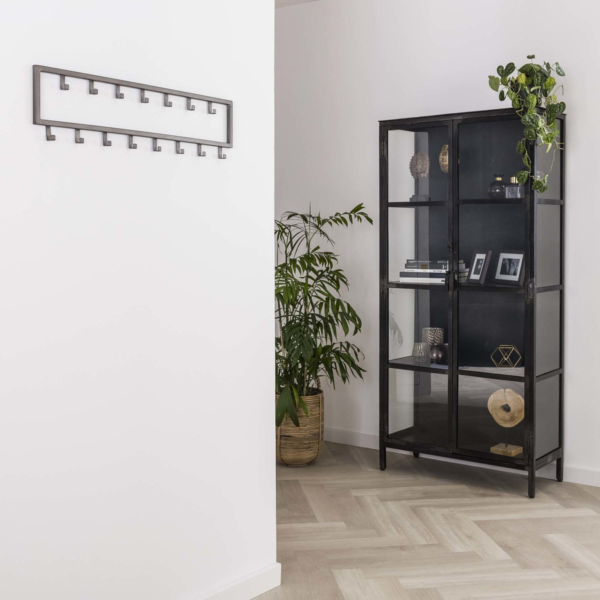 Coat rack Milano DH Interior Silver LxWxH 81x23x4 Silver Atmospheric photo diagonal front view