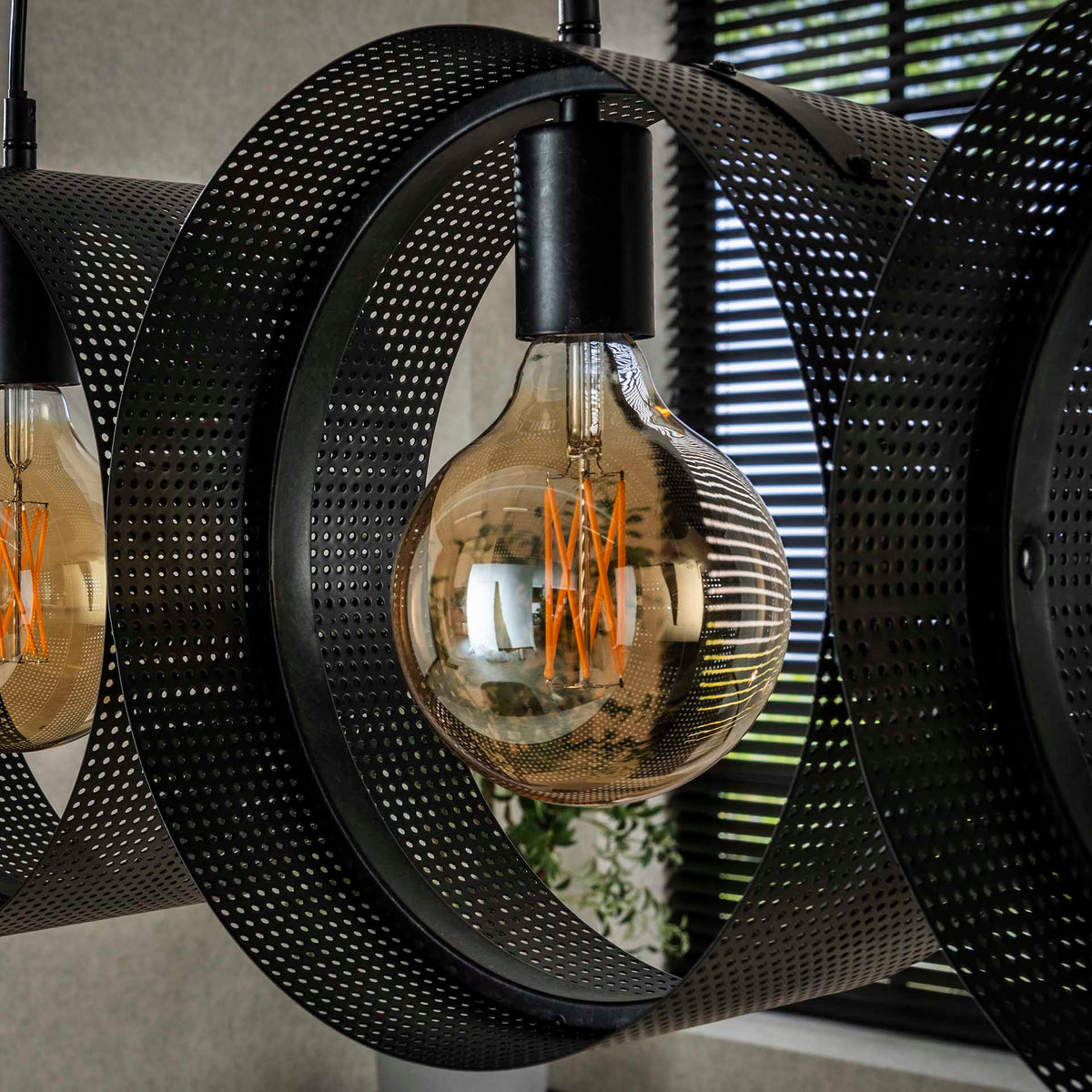 Hanging lamps - Hanging lamp Fons 4 - light rings metal black - Dimehouse