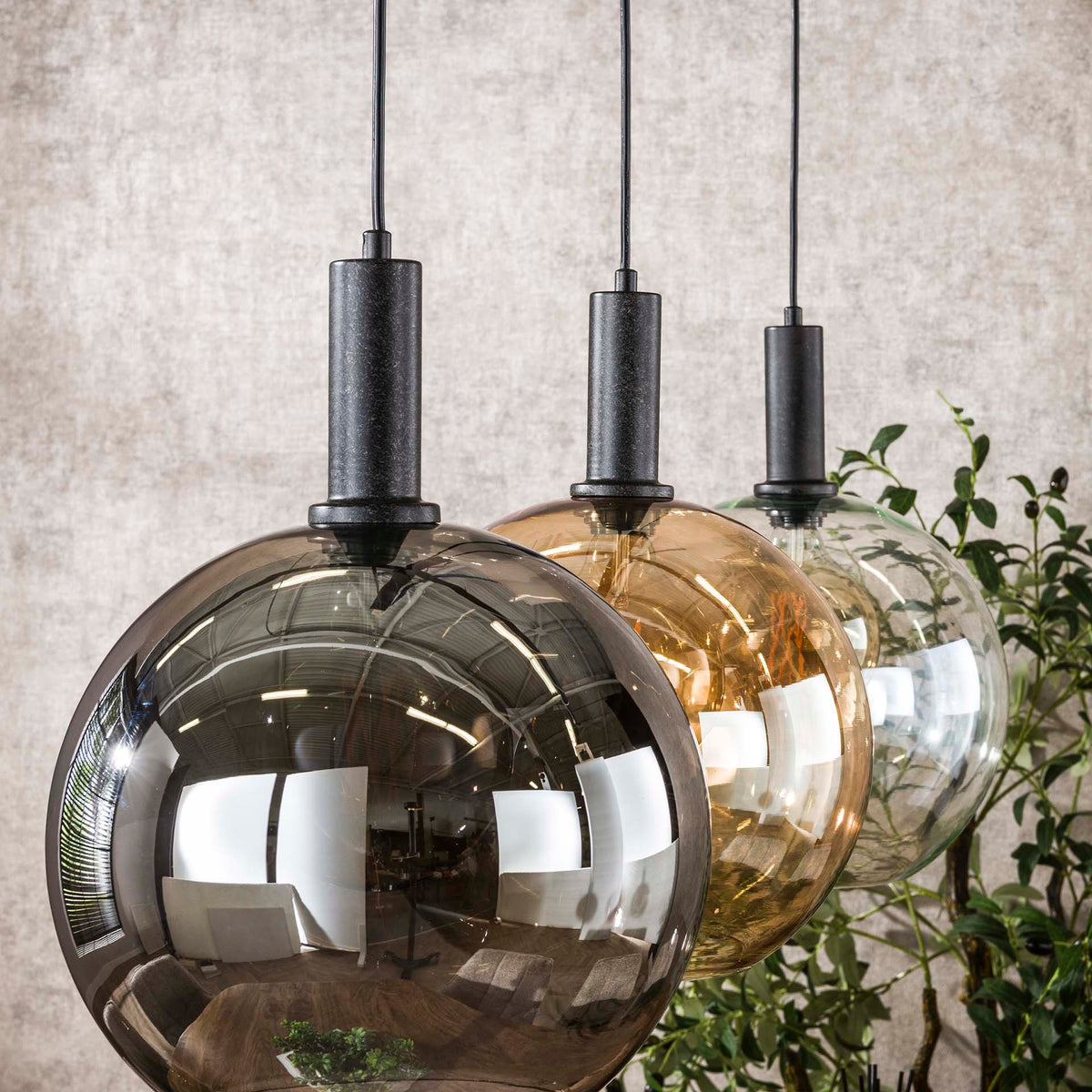 Hanging lamps - Hanging lamp 3 - light colored glass black metal Valeo 115 cm - Dimehouse