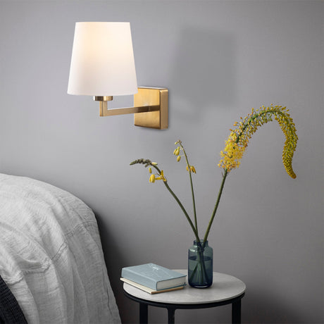 Wall lamps - Wall lamp White Fabric Ashburn - Dimehouse