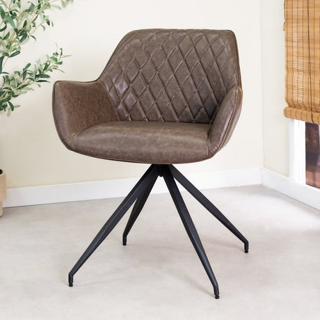 Dining room chairs - Industrial Dining room chair Taupe Gian - Faux leather - Check pattern - With Armrests - Dimehouse