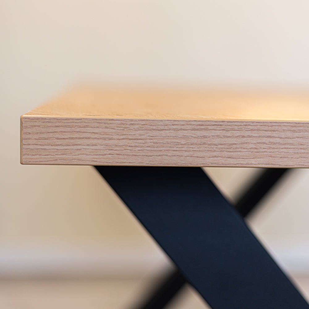 Dining tables - Dining table Lenzo Rustic Oak - Black Dimehouse