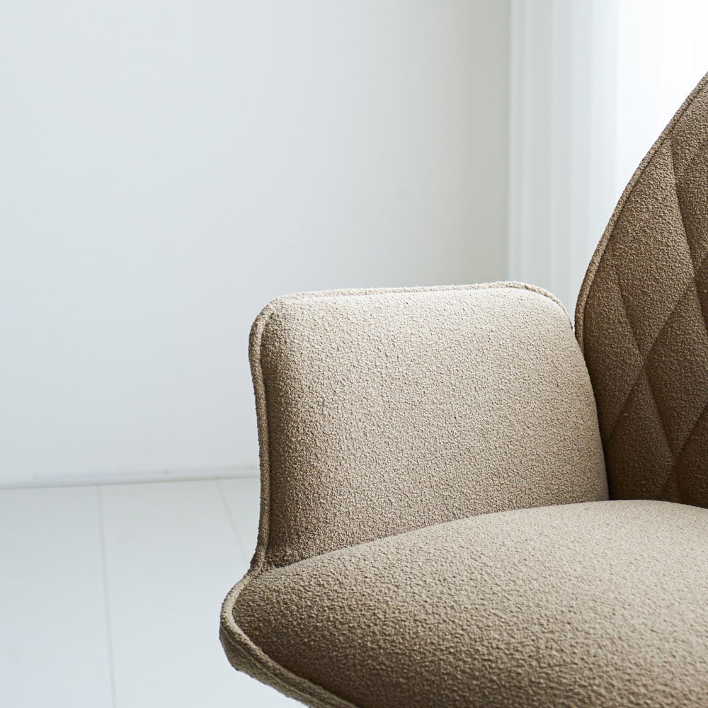 Dining room chair Novan bouclé Dimehouse Taupe LxWxH 67x59x57 Fabric Atmospheric photo detail