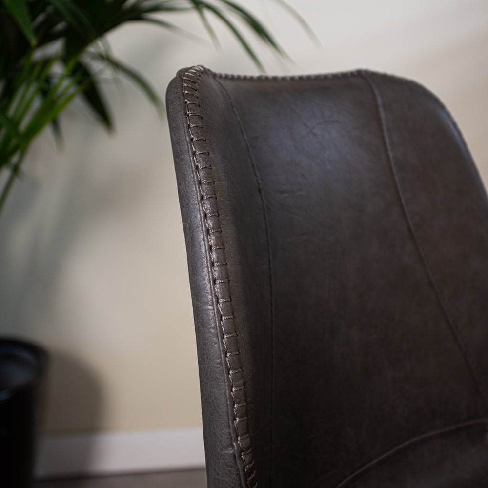 Dining room chair Barry Dimehouse Anthracite LxWxH 69x66x48 Faux leather Atmospheric photo detail