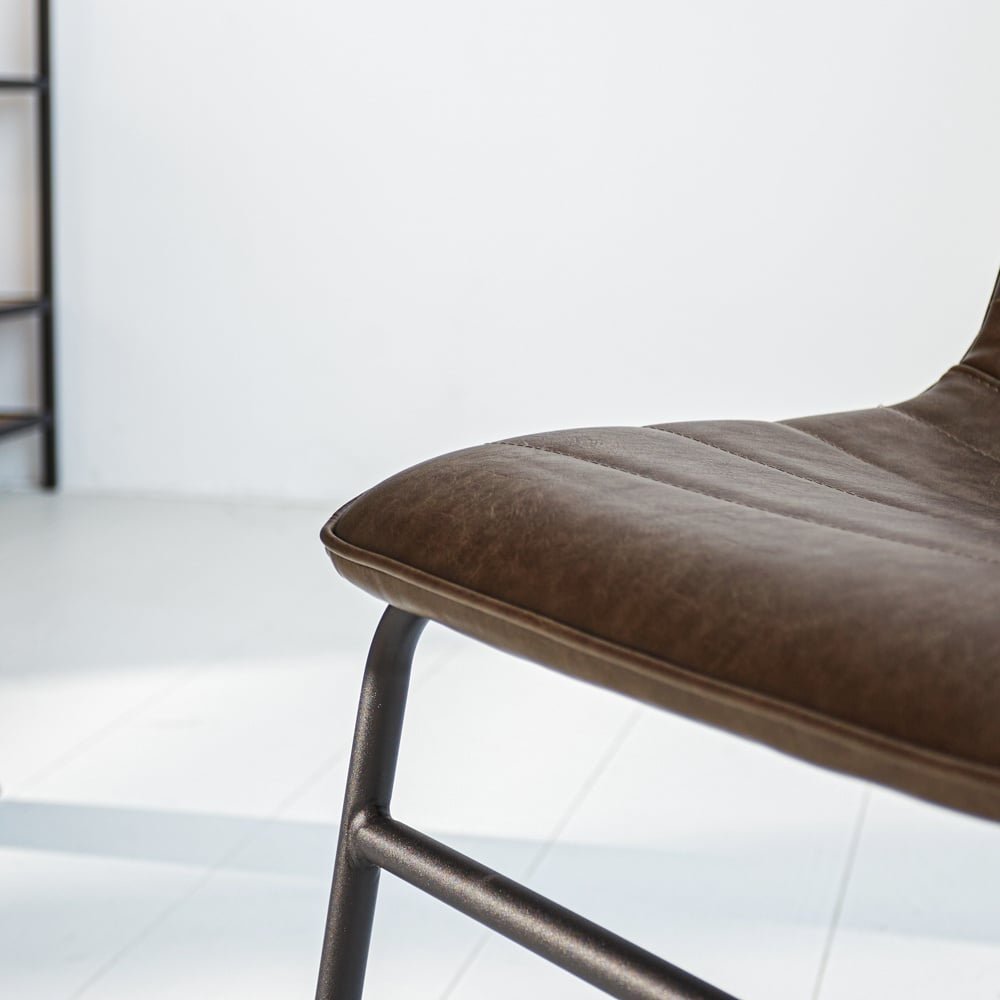Dining room chair Mark Dimehouse Taupe LxWxH 74x56x54 Faux leather Atmospheric photo detail