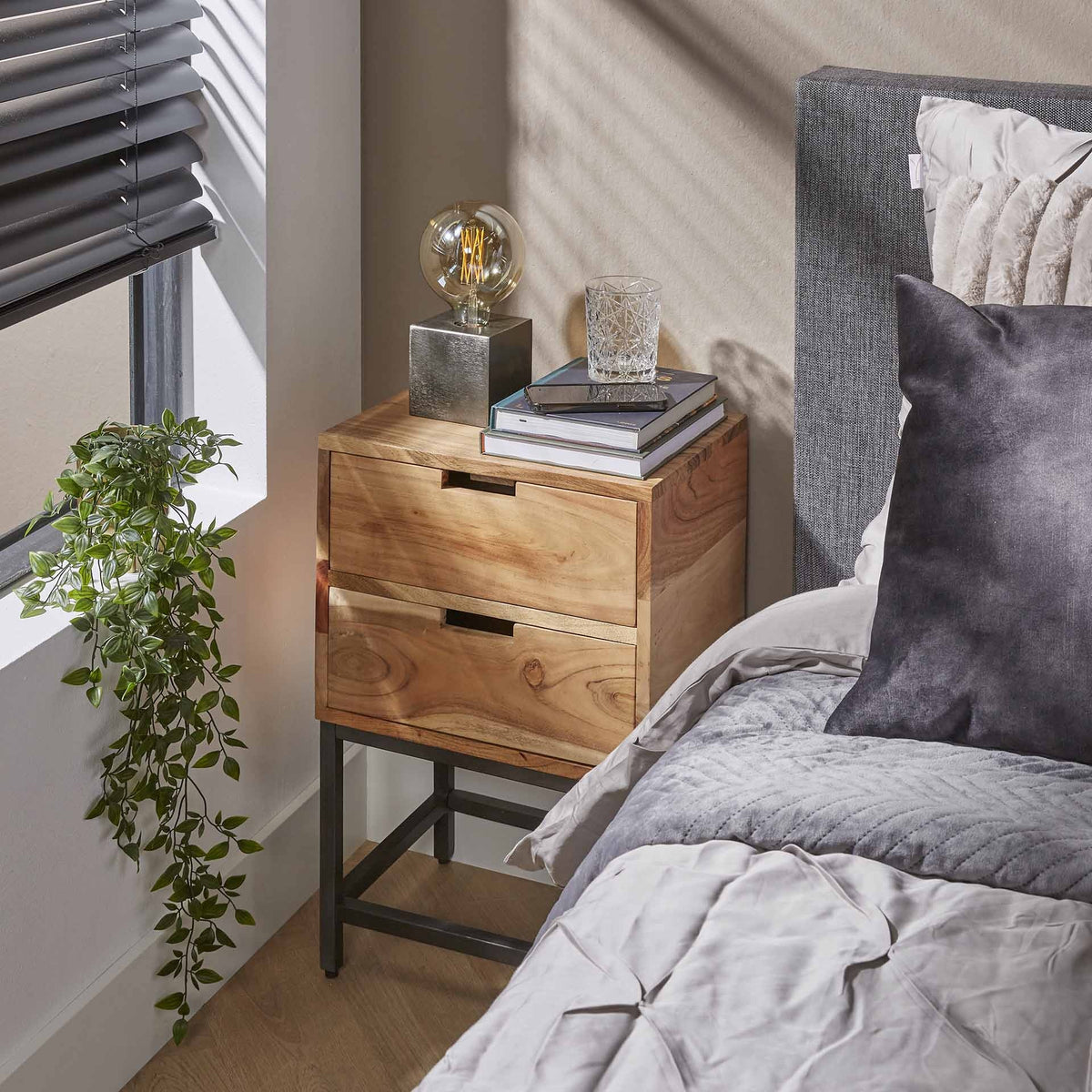 Bedside table Lou DH Interior Acacia LxWxH 46x40x36 Acacia wood Atmospheric photo diagonal front view