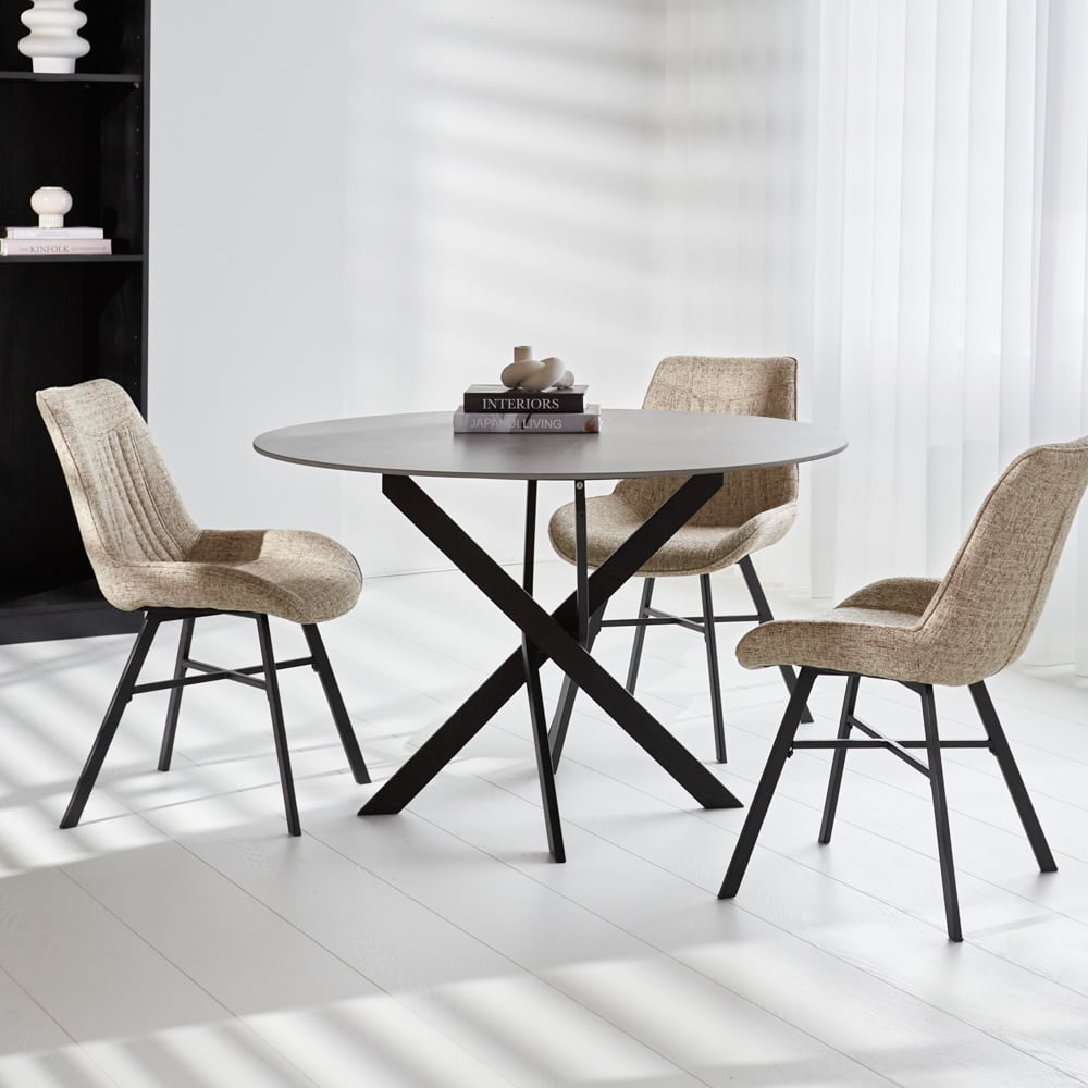 Vivian Gray dining table Dimehouse Gray LxWxH 121x121x11 Sintered stone Atmospheric photo diagonal front view