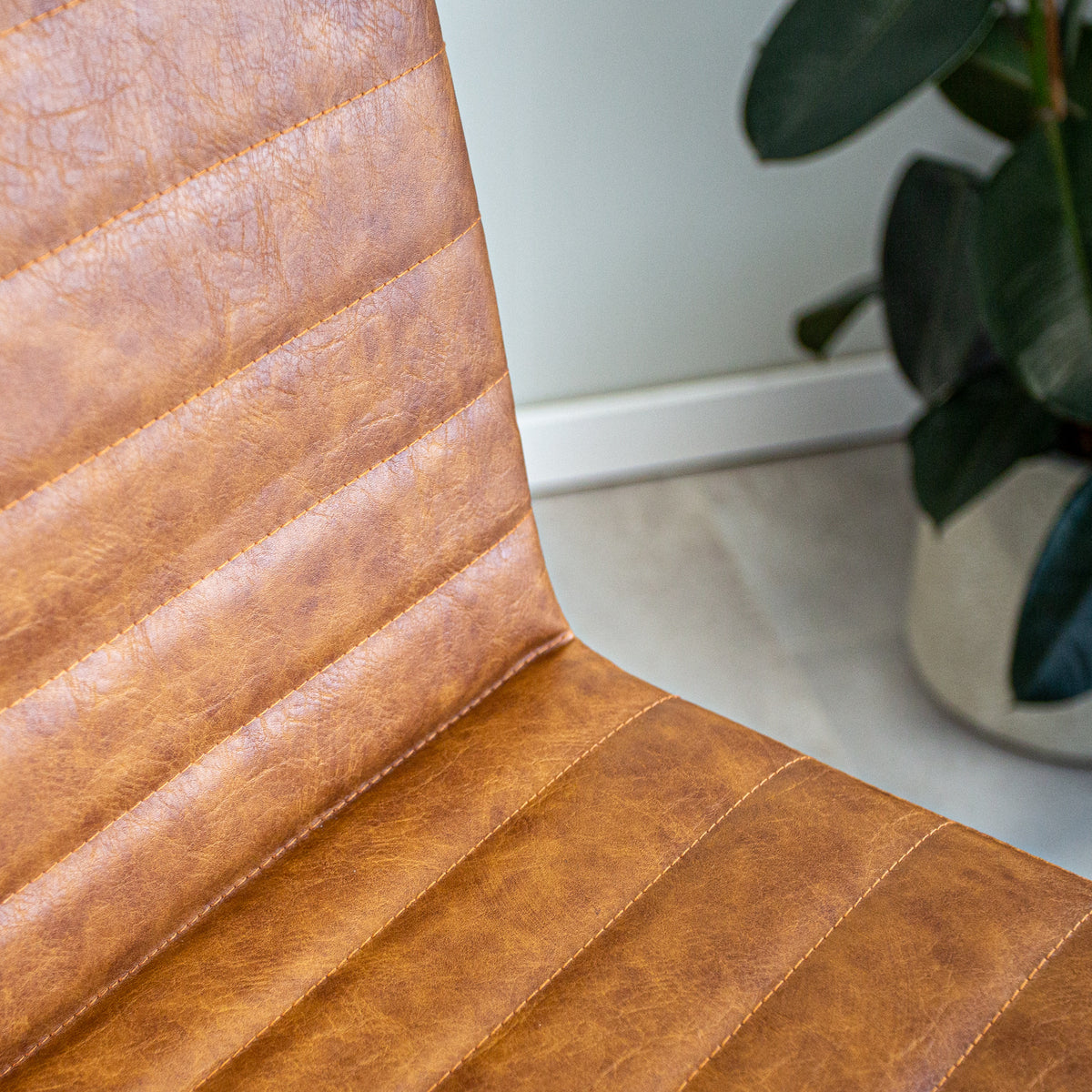 Barstool Kuba Dimehouse Cognac LxWxH 72x69x54 Faux leather Atmospheric photo detail